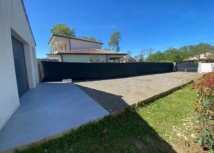 בית נופש Chez Filou Et Cam Labarthe-Inard